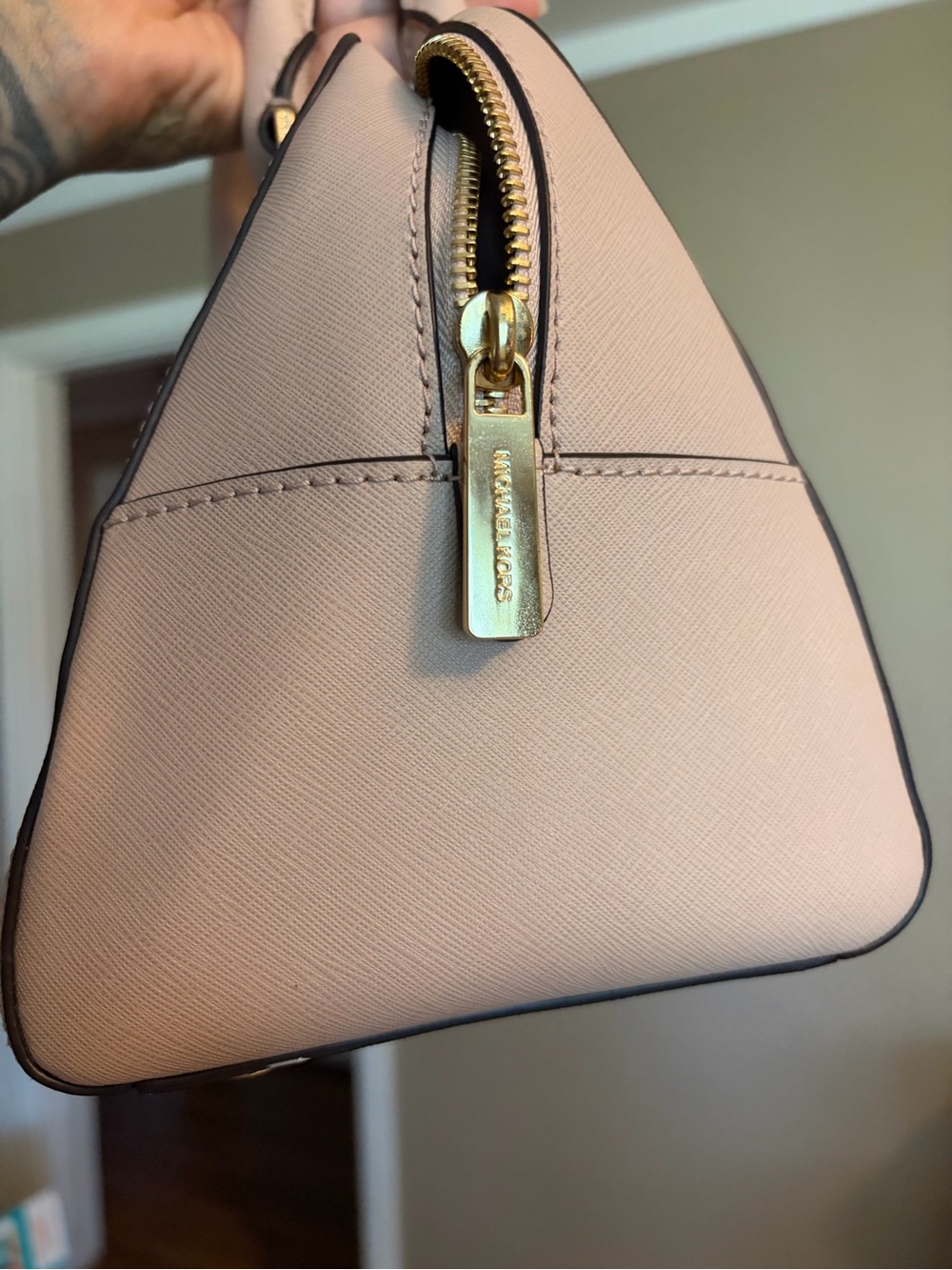 Michael Kors Jet Set Travel Satchel in Ballet Pink - Picture 9 of 11